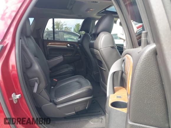 ✅ 2012 Buick Enclave Leather • VIN: 5GAKVCED9CJ383623 • Lot: 43064594. Wystawiony na IAAI z przebiegiem 110 140 mil. Bezpłatny archiwum sprzedaży aukcyjnych z USA i szczegółowy raport historii pojazdu na DreamBid. Zdjęcie 8.