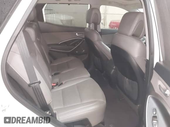 2017 Hyundai Santa Fe 2.4L с VIN 5XYZU3LB8HG395111, выставлен на аукционе IAAI как лот 43382949 с пробегом 151 972 миль миль и . История ставок и продаж доступна на DreamBid. Изображение 8.