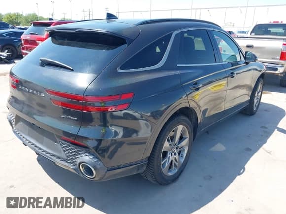 ✅ 2022 Genesis GV70 Sport • VIN: KMUMCDTC2NU014257 • Lot: 41972715. Wystawiony na IAAI z przebiegiem 55 384 mil. Bezpłatny archiwum sprzedaży aukcyjnych z USA i szczegółowy raport historii pojazdu na DreamBid. Zdjęcie 4.