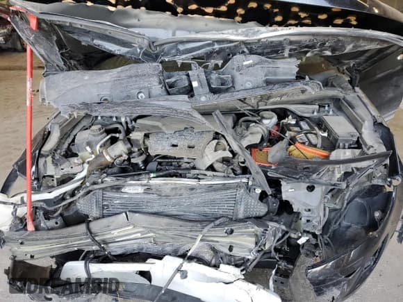 ✅ 2018 Ford Explorer Platinum • VIN: 1FM5K8HT6JGA34459 • Lot: 91838085. Wystawiony na Copart z przebiegiem Nie podano. Bezpłatny archiwum sprzedaży aukcyjnych z USA i szczegółowy raport historii pojazdu na DreamBid. Zdjęcie 12.