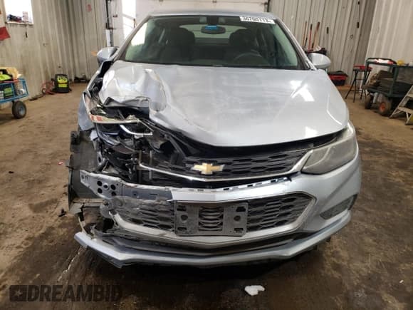 ✅ 2017 Chevrolet Cruze LT • VIN: 1G1BE5SM5H7205669 • Lot: 36700113. Listed on Copart with 7,809 mi. Free auction sales archive from the USA and detailed vehicle history report at DreamBid. Image 5.