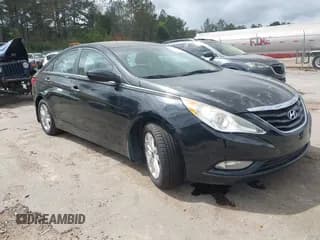 ✅ 2013 Hyundai Sonata GL • VIN: 5NPEB4AC4DH705716 • Lot: 41838686. Listed on IAAI with 161,471 mi. Free auction sales archive from the USA and detailed vehicle history report at DreamBid. Image 1.