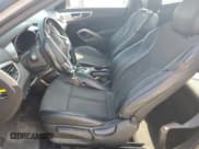 ✅ 2015 Hyundai Veloster • VIN: KMHTC6AD2FU239488 • Lot: 69609564. Wystawiony na Copart z przebiegiem 106 003 mil. Bezpłatny archiwum sprzedaży aukcyjnych z USA i szczegółowy raport historii pojazdu na DreamBid. Zdjęcie 7.