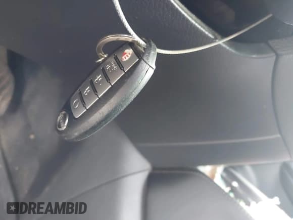 ✅ 2018 Nissan Rogue SL • VIN: 5N1AT2MV5JC728227 • Lot: 42982158. Wystawiony na IAAI z przebiegiem 178 919 mil. Bezpłatny archiwum sprzedaży aukcyjnych z USA i szczegółowy raport historii pojazdu na DreamBid. Zdjęcie 11.