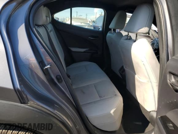 ✅ 2021 Lexus UX 200 • VIN: JTHX3JBH4M2035812 • Лот: 81259155. Опубликован ранее на Copart с пробегом 52 359 миль. Бесплатный доступ к архиву аукционных продаж из США и подробный отчёт об истории автомобиля на DreamBid. Изображение 11.