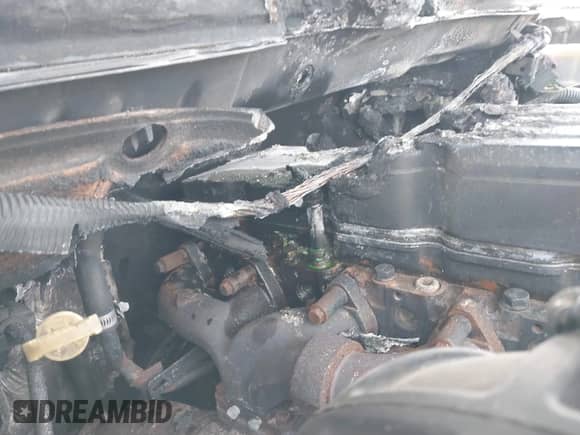 2004 Dodge 3500 ST z VIN 3D7LU38C84G204635, wystawiony jako IAAI lot #41544580 z przebiegiem Nie podano mil oraz . Historia ofert i sprzedaży dostępna na DreamBid. Obrazek 13.