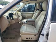 ✅ 2010 Ford Explorer Limited • VIN: 1FMEU7FE2AUA03672 • Lot: 68385915. Wystawiony na Copart z przebiegiem 192 142 mil. Bezpłatny archiwum sprzedaży aukcyjnych z USA i szczegółowy raport historii pojazdu na DreamBid. Zdjęcie 7.