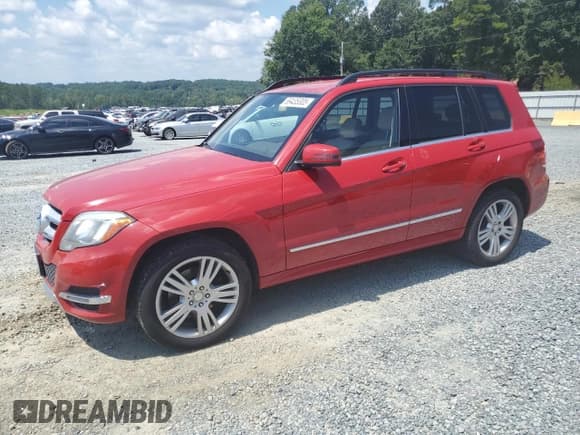 ✅ 2015 Mercedes-Benz GLK 250 • VIN: WDCGG0EB4FG345398 • Lot: 69435305. Wystawiony na Copart z przebiegiem 122 576 mil. Bezpłatny archiwum sprzedaży aukcyjnych z USA i szczegółowy raport historii pojazdu na DreamBid. Zdjęcie 1.