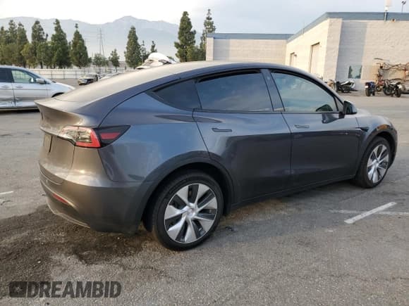 ✅ 2022 Tesla Model Y Long Range • VIN: 7SAYGDEE2NF555120 • Lot: 92503575. Wystawiony na Copart z przebiegiem 43 575 mil. Bezpłatny archiwum sprzedaży aukcyjnych z USA i szczegółowy raport historii pojazdu na DreamBid. Zdjęcie 3.