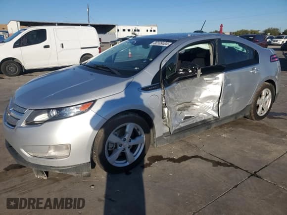 ✅ 2015 Chevrolet Volt • VIN: 1G1RB6E49FU103704 • Lot: 80109404. Wystawiony na Copart z przebiegiem Nie podano. Bezpłatny archiwum sprzedaży aukcyjnych z USA i szczegółowy raport historii pojazdu na DreamBid. Zdjęcie 1.