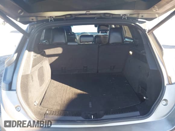 ✅ 2017 Lincoln MKC Select • VIN: 5LMCJ2D97HUL00792 • Лот: 43548211. Опубликован ранее на IAAI с пробегом 91 113 миль. Бесплатный доступ к архиву аукционных продаж из США и подробный отчёт об истории автомобиля на DreamBid. Изображение 8.