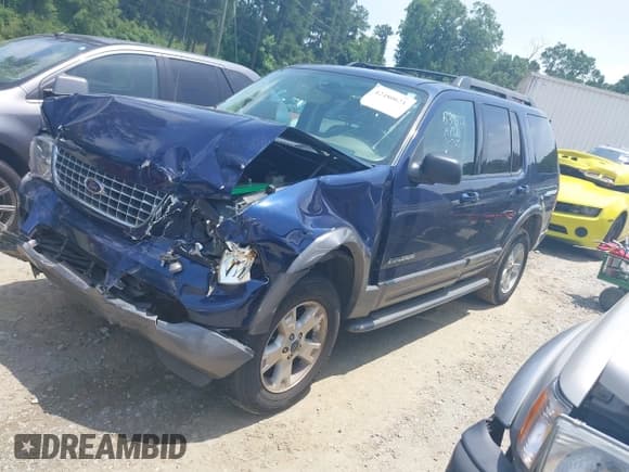 ✅ 2005 Ford Explorer XLT • VIN: 1FMZU63K85UB39302 • Lot: 42480621. Listed on IAAI with 171,064 mi. Free auction sales archive from the USA and detailed vehicle history report at DreamBid. Image 2.