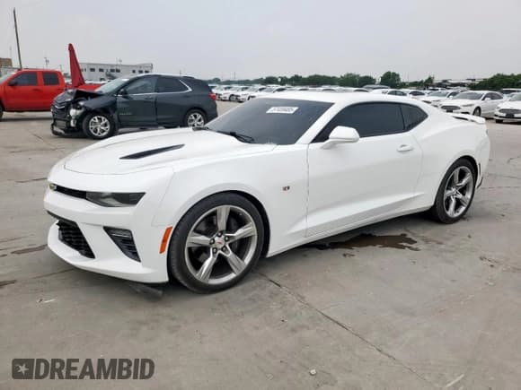 ✅ 2016 Chevrolet Camaro 2SS • VIN: 1G1FH1R79G0138695 • Лот: 57459485. Опубликован ранее на Copart с пробегом 76 741 миль. Бесплатный доступ к архиву аукционных продаж из США и подробный отчёт об истории автомобиля на DreamBid. Изображение 1.