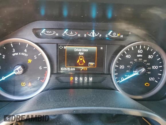 ✅ 2021 Ford Expedition XL • VIN: 1FMJU1GTXMEA26933 • Lot: 95011605. Wystawiony na Copart z przebiegiem 102 678 mil. Bezpłatny archiwum sprzedaży aukcyjnych z USA i szczegółowy raport historii pojazdu na DreamBid. Zdjęcie 9.