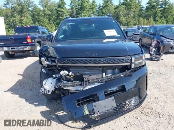 ✅ 2024 Hyundai Santa Fe Calligraphy • VIN: 5NMP5DGL4RH062912 • Lot: 43198671. Listed on IAAI with 13,068 mi. Free auction sales archive from the USA and detailed vehicle history report at DreamBid. Image 12.