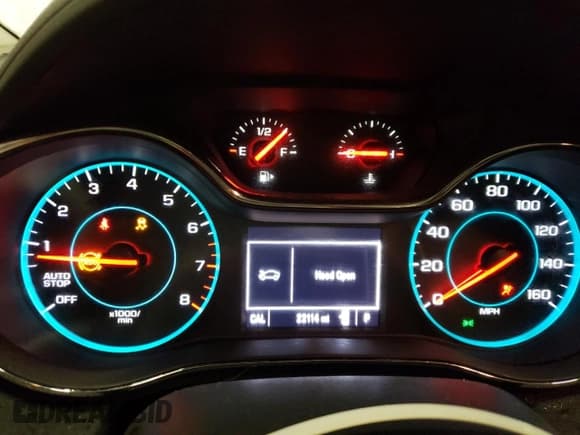 ✅ 2018 Chevrolet Cruze LT • VIN: 3G1BE6SM5JS593547 • Lot: 70024232. Listed on Copart with 22,114 mi. Free auction sales archive from the USA and detailed vehicle history report at DreamBid. Image 9.