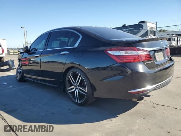 ✅ 2017 Honda Accord Sport • VIN: 1HGCR2F56HA303602 • Lot: 82217695. Wystawiony na Copart z przebiegiem 151 690 mil. Bezpłatny archiwum sprzedaży aukcyjnych z USA i szczegółowy raport historii pojazdu na DreamBid. Zdjęcie 2.