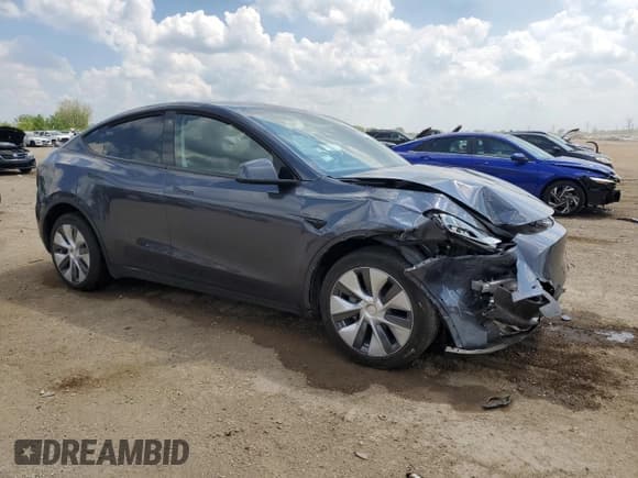 ✅ 2022 Tesla Model Y Long Range • VIN: 7SAYGDEE5NA007772 • Lot: 56867345. Wystawiony na Copart z przebiegiem 17 446 mil. Bezpłatny archiwum sprzedaży aukcyjnych z USA i szczegółowy raport historii pojazdu na DreamBid. Zdjęcie 4.