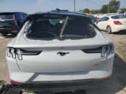 ✅ 2022 Ford Mustang Mach-E California Route 1 • VIN: 3FMTK2R70NMA04066 • Лот: 69212354. Опубликован ранее на Copart с пробегом 37 928 миль. Бесплатный доступ к архиву аукционных продаж из США и подробный отчёт об истории автомобиля на DreamBid. Изображение 6.