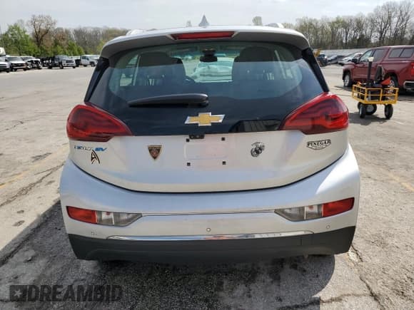 ✅ 2017 Chevrolet Bolt EV Premier • VIN: 1G1FX6S07H4181794 • Lot: 53393755. Wystawiony na Copart z przebiegiem 69 955 mil. Bezpłatny archiwum sprzedaży aukcyjnych z USA i szczegółowy raport historii pojazdu na DreamBid. Zdjęcie 6.