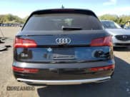 ✅ 2019 Audi Q5 Premium • VIN: WA1ANAFY6K2017038 • Lot: 81963415. Wystawiony na Copart z przebiegiem 79 155 mil. Bezpłatny archiwum sprzedaży aukcyjnych z USA i szczegółowy raport historii pojazdu na DreamBid. Zdjęcie 6.
