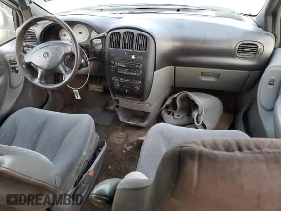 2004 Dodge Caravan SXT с VIN 1D4GP45R94B505279, выставлен на аукционе Copart как лот 76836824 с пробегом Не указан миль и Списание • Salvage title. История ставок и продаж доступна на DreamBid. Изображение 8.