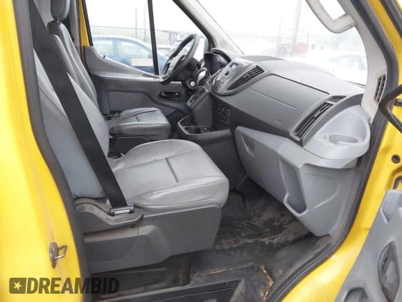 ✅ 2015 Ford Transit Cargo • VIN: 1FTNR1CM7FKB19631 • Lot: 43311249. Listed on IAAI with 315,974 mi. Free auction sales archive from the USA and detailed vehicle history report at DreamBid. Image 5.