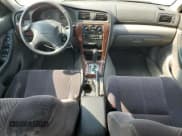 ✅ 2004 Subaru Legacy L • VIN: 4S3BH625X47302289 • Lot: 64718165. Wystawiony na Copart z przebiegiem 145 126 mil. Bezpłatny archiwum sprzedaży aukcyjnych z USA i szczegółowy raport historii pojazdu na DreamBid. Zdjęcie 8.