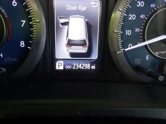 ✅ 2015 Toyota Sienna Limited • VIN: 5TDDK3DC5FS096649 • Lot: 41292478. Listed on IAAI with 234,298 mi. Free auction sales archive from the USA and detailed vehicle history report at DreamBid. Image 15.