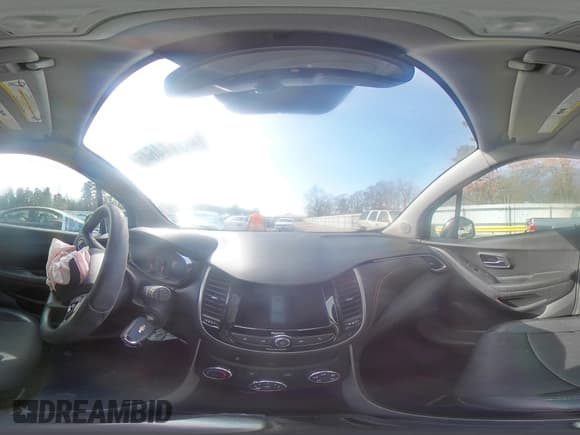 ✅ 2022 Chevrolet Trax LT • VIN: KL7CJPSM3NB527851 • Lot: 45114645. Listed on Copart with 72,958 mi. Free auction sales archive from the USA and detailed vehicle history report at DreamBid. Image 14.