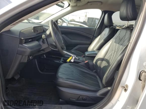 ✅ 2023 Ford Mustang Mach-E Select • VIN: 3FMTK1RMXPMA07110 • Lot: 90291115. Listed on Copart with 87,957 mi. Free auction sales archive from the USA and detailed vehicle history report at DreamBid. Image 7.