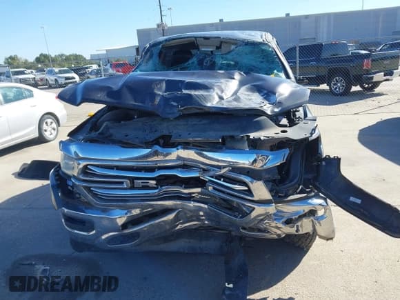 ✅ 2019 Ram 1500 Laramie • VIN: 1C6SRFJT2KN808213 • Лот: 43554675. Опубликован ранее на IAAI с пробегом 198 447 миль. Бесплатный доступ к архиву аукционных продаж из США и подробный отчёт об истории автомобиля на DreamBid. Изображение 6.