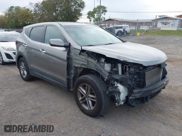 ✅ 2018 Hyundai Santa Fe 2.4L • VIN: 5XYZT3LBXJG542523 • Лот: 43492204. Опубликован ранее на IAAI с пробегом 89 635 миль. Бесплатный доступ к архиву аукционных продаж из США и подробный отчёт об истории автомобиля на DreamBid. Изображение 1.