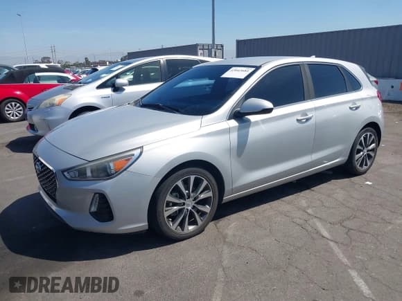 ✅ 2019 Hyundai Elantra • VIN: KMHH35LE9KU097611 • Lot: 43043681. Listed on IAAI with 94,535 mi. Free auction sales archive from the USA and detailed vehicle history report at DreamBid. Image 17.