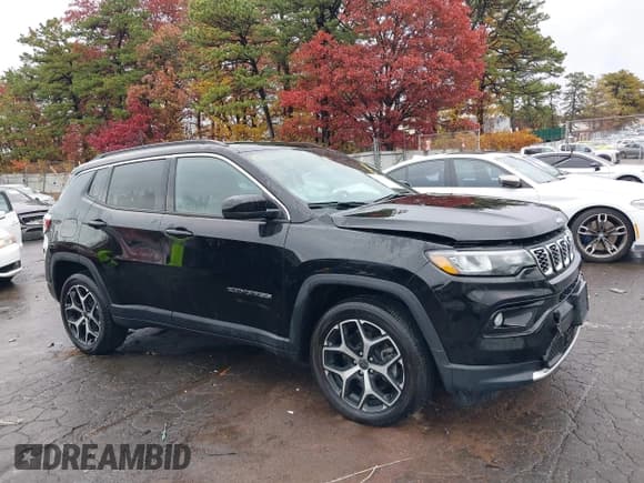 ✅ 2025 Jeep Compass Limited • VIN: 3C4NJDCN8ST502293 • Lot: 43639204. Listed on IAAI with 5,786 mi. Free auction sales archive from the USA and detailed vehicle history report at DreamBid. Image 1.