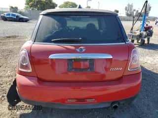 2011 MINI Hardtop with VIN WMWSU3C58BT183765, listed as a Copart auction lot 63061405 with 59,902 mi miles and Salvage title. Bid and sale history available at DreamBid. Image 6.