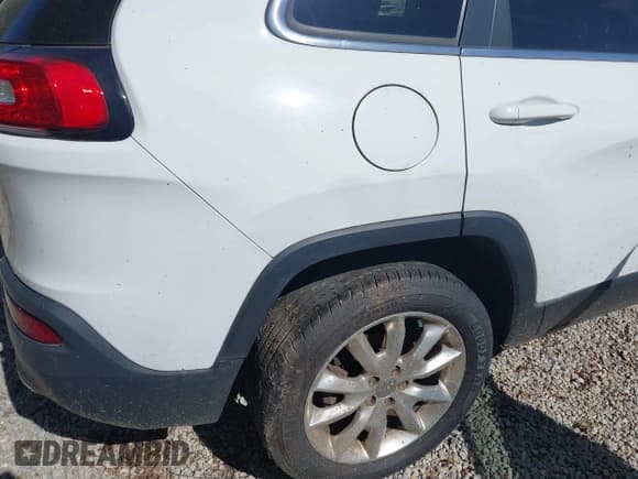 ✅ 2016 Jeep Cherokee Limited • VIN: 1C4PJLDB8GW127157 • Лот: 43349799. Опубликован ранее на IAAI с пробегом 239 915 миль. Бесплатный доступ к архиву аукционных продаж из США и подробный отчёт об истории автомобиля на DreamBid. Изображение 18.