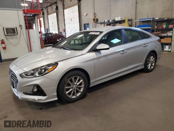 2018 Hyundai Sonata SE с VIN 5NPE24AF5JH611575, выставлен на аукционе Copart как лот 90310695 с пробегом 86 940 миль миль и Списание • Salvage title. История ставок и продаж доступна на DreamBid. Изображение 1.