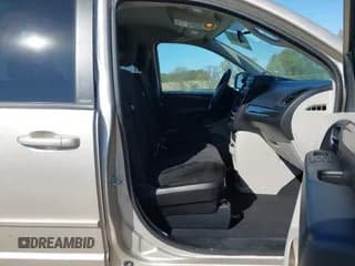 ✅ 2013 Dodge Grand Caravan SE • VIN: 2C4RDGBG3DR613398 • Lot: 43418804. Wystawiony na IAAI z przebiegiem 179 183 mil. Bezpłatny archiwum sprzedaży aukcyjnych z USA i szczegółowy raport historii pojazdu na DreamBid. Zdjęcie 5.