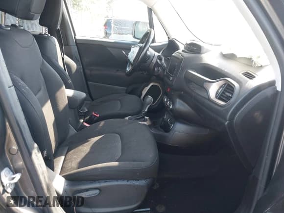 ✅ 2017 Jeep Renegade Latitude • VIN: ZACCJBBB0HPE47499 • Lot: 43256489. Listed on IAAI with 103,517 mi. Free auction sales archive from the USA and detailed vehicle history report at DreamBid. Image 5.