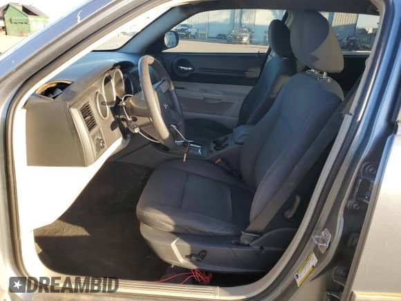 2007 Dodge Magnum с VIN 2D4FV47V77H846848, выставлен на аукционе Copart как лот 82251074 с пробегом 160 158 миль миль и Списание • Salvage title. История ставок и продаж доступна на DreamBid. Изображение 7.