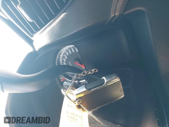 ✅ 2016 Chevrolet Tahoe Commercial • VIN: 1GNLCDEC1GR317975 • Lot: 43035672. Listed on IAAI with 130,564 mi. Free auction sales archive from the USA and detailed vehicle history report at DreamBid. Image 11.