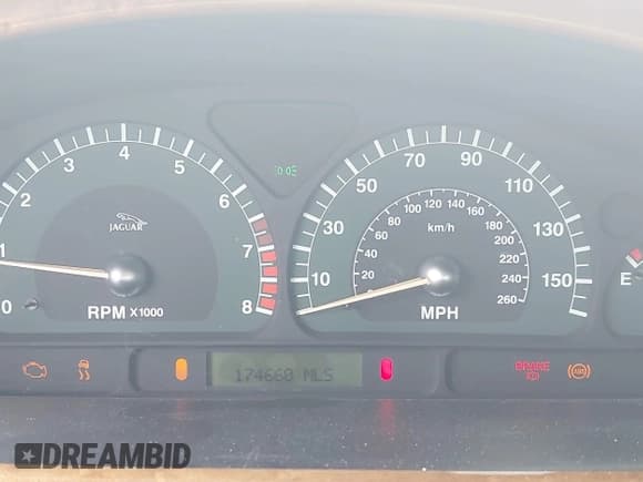 ✅ 2003 Jaguar S-Type • VIN: SAJEA01T33FM49249 • Лот: 42638885. Опубликован ранее на IAAI с пробегом 174 660 миль. Бесплатный доступ к архиву аукционных продаж из США и подробный отчёт об истории автомобиля на DreamBid. Изображение 7.