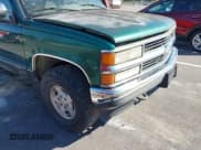 ✅ 1995 Chevrolet Silverado 1500 • VIN: 1GCEK19K5SE227152 • Lot: 43602300. Wystawiony na IAAI z przebiegiem 260 056 mil. Bezpłatny archiwum sprzedaży aukcyjnych z USA i szczegółowy raport historii pojazdu na DreamBid. Zdjęcie 6.