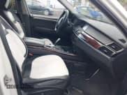 ✅ 2011 BMW X5 35i • VIN: 5UXZV4C54BL740710 • Lot: 43091253. Listed on IAAI with 156,725 mi. Free auction sales archive from the USA and detailed vehicle history report at DreamBid. Image 5.