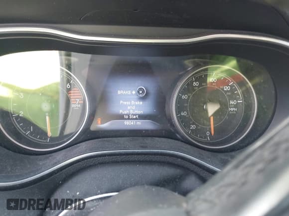 ✅ 2019 Jeep Cherokee Limited • VIN: 1C4PJLDB7KD479425 • Lot: 43591556. Listed on IAAI with 98,041 mi. Free auction sales archive from the USA and detailed vehicle history report at DreamBid. Image 7.