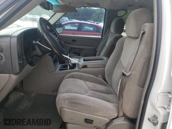 ✅ 2006 Chevrolet Suburban LS • VIN: 3GNEC16Z36G116037 • Лот: 56738665. Опубликован ранее на Copart с пробегом 212 540 миль. Бесплатный доступ к архиву аукционных продаж из США и подробный отчёт об истории автомобиля на DreamBid. Изображение 7.