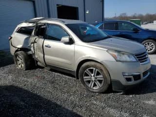 ✅ 2015 Chevrolet Traverse LT • VIN: 1GNKRGKD1FJ351694 • Lot: 44061574. Wystawiony na Copart z przebiegiem Nie podano. Bezpłatny archiwum sprzedaży aukcyjnych z USA i szczegółowy raport historii pojazdu na DreamBid. Zdjęcie 4.
