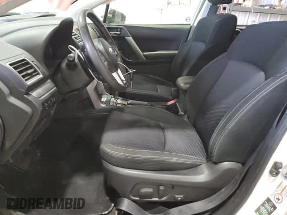 ✅ 2017 Subaru Forester i Touring • VIN: JF2SJEJC4HH564146 • Лот: 82165595. Опубликован ранее на Copart с пробегом Не указан. Бесплатный доступ к архиву аукционных продаж из США и подробный отчёт об истории автомобиля на DreamBid. Изображение 7.