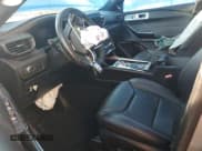 ✅ 2022 Ford Explorer ST • VIN: 1FM5K8GC7NGA25793 • Lot: 87200205. Wystawiony na Copart z przebiegiem Nie podano. Bezpłatny archiwum sprzedaży aukcyjnych z USA i szczegółowy raport historii pojazdu na DreamBid. Zdjęcie 7.